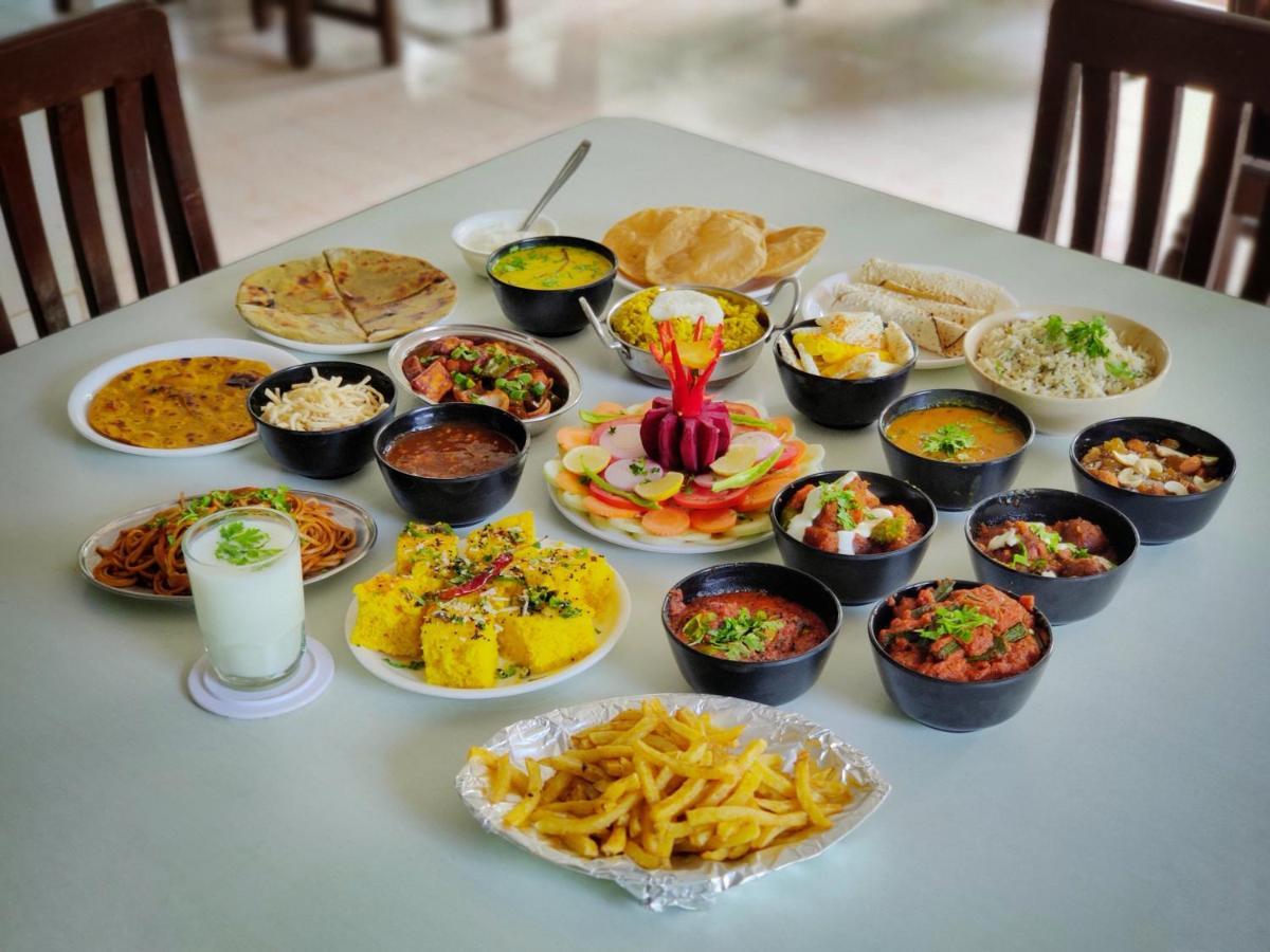 Hotel Anil Farmhouse Gir Jungle Resort Sasan Gir Bagian luar foto